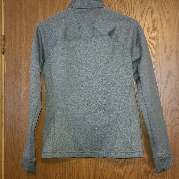 North face jacket - Picture 3 of 3